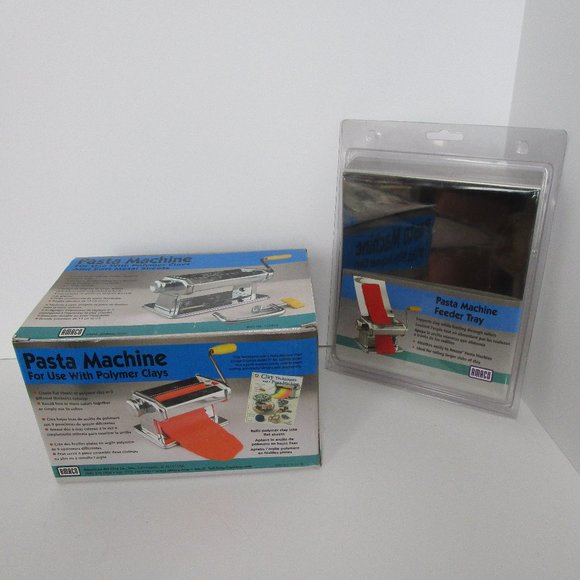 NIB pasta machine for polymer clay with feeder tray